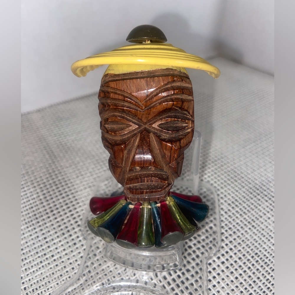 Vintage Brooch Pin Wooden Tribal Face with Bakelite hat and Necklace